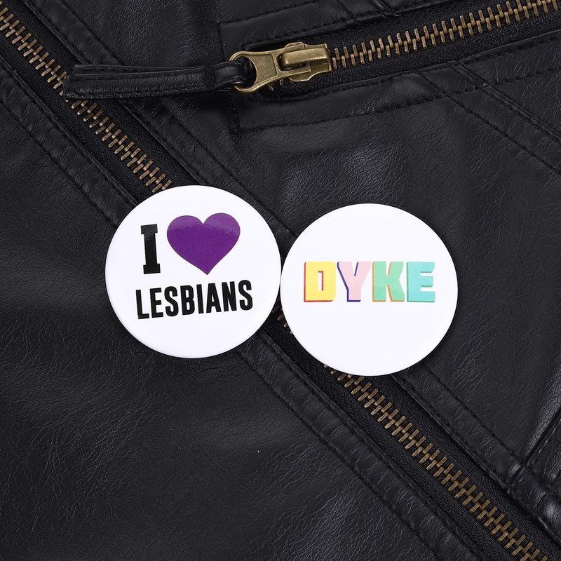 Parade Fashion Street - I Am A Lady Lover Pin