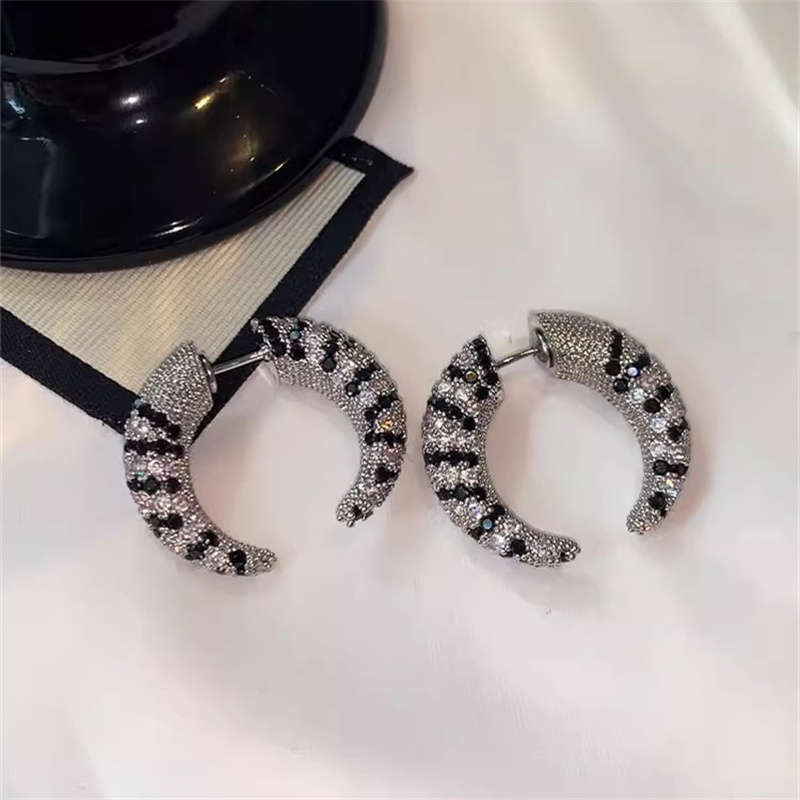 Vintage Front Rear Zircon Horn - Street Fashion Earrings ulasan dan harga