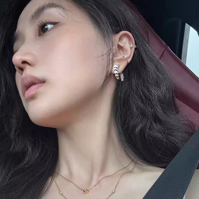 Vintage Front Rear Zircon Horn - Street Fashion Earrings ulasan dan harga